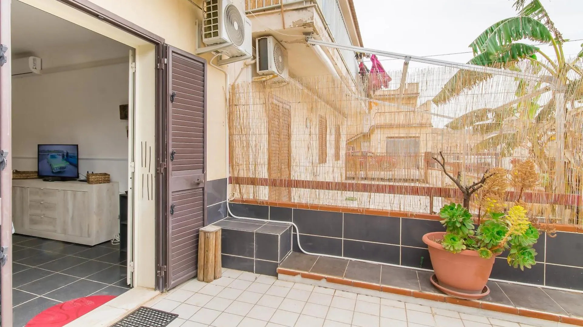 Apartment Distefano House Close To Sea - Happy Rentals Marina di Ragusa