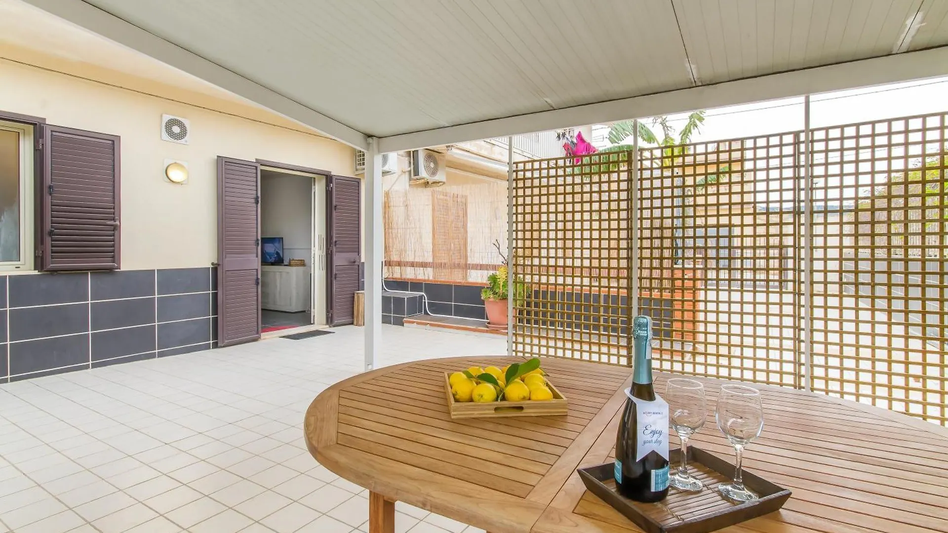 Apartment Distefano House Close To Sea - Happy Rentals Marina di Ragusa